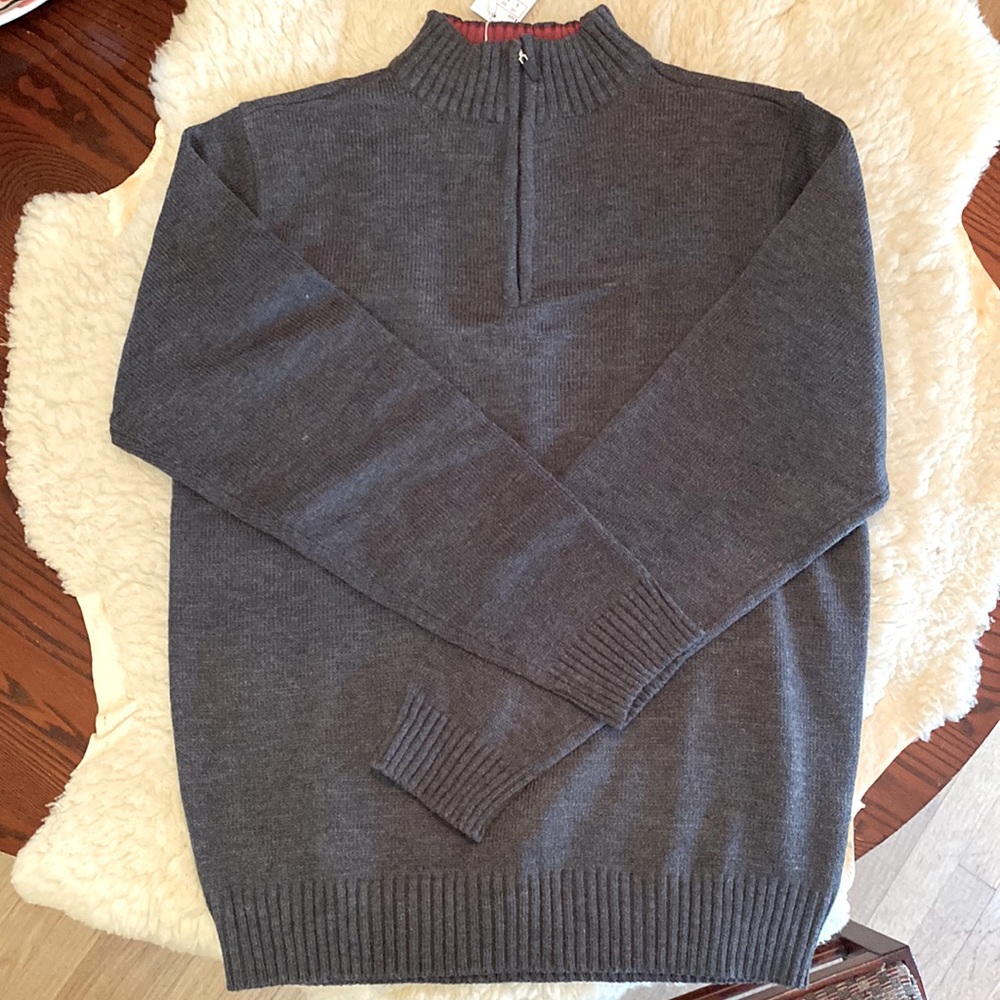 NWT H2H Men’s Large Sweater, pullover, quarter zip, red neck accent